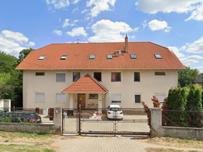 Kerepes társasház